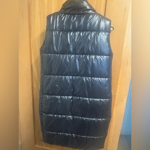 KADYLUXE® “Boston Bruins” Black Quilted Puffer Vest | Size S | - Picture 4 of 5